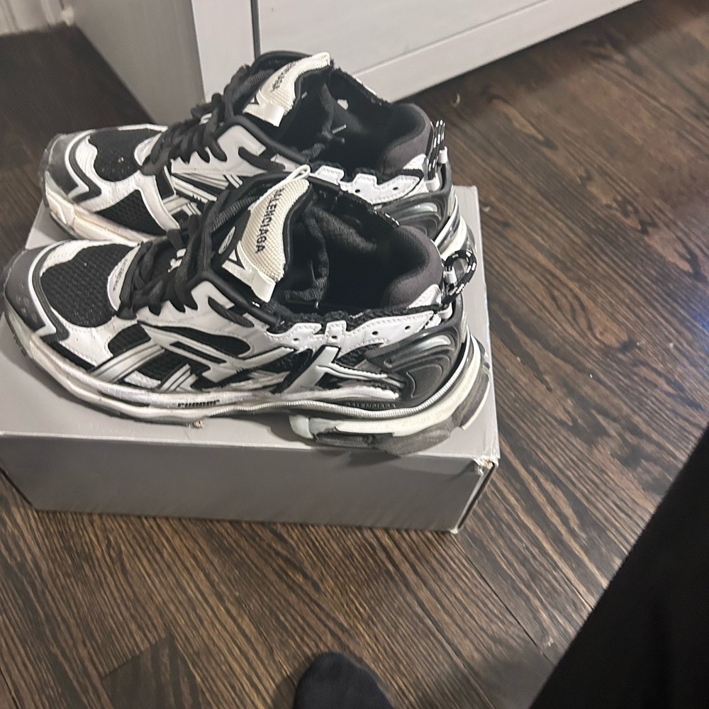 Balenciaga Monochrome Athletic Sneakers - Picture 7 of 8